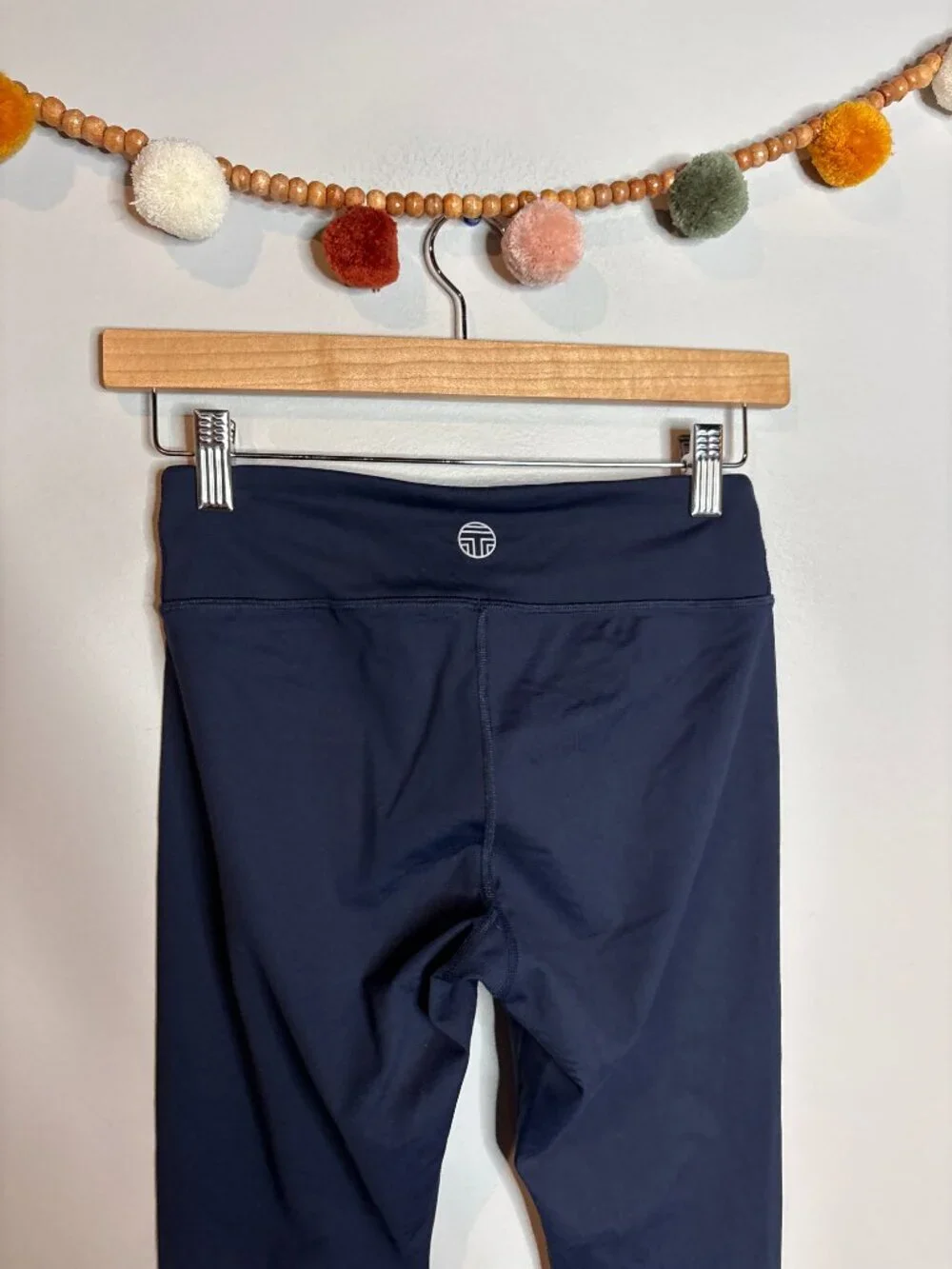 Tory Burch Sport Lip Print Performance Leggings